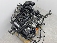 Load image into Gallery viewer, Motor Audi VW A3 Golf VII CRB 2.0 TDI 150PS 110kW 190TKm Diesel Engine Komplett MOT2722884721dr