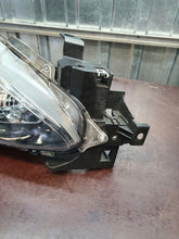 Load image into Gallery viewer, Frontscheinwerfer Mazda III B45A-51030 Rechts Scheinwerfer Headlight