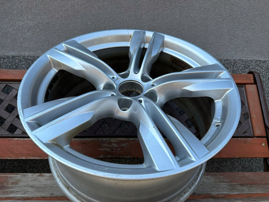 1x Alufelge 19 Zoll 9.0" 5x112 37ET Glanz Silber 7846786 BMW X5 E70 F15 F16 FEL7052850621vx