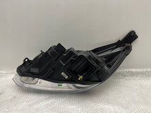 Load image into Gallery viewer, Frontscheinwerfer Ford Focus F1EB-13D154-AE Rechts Scheinwerfer Headlight SCH9952293762vw