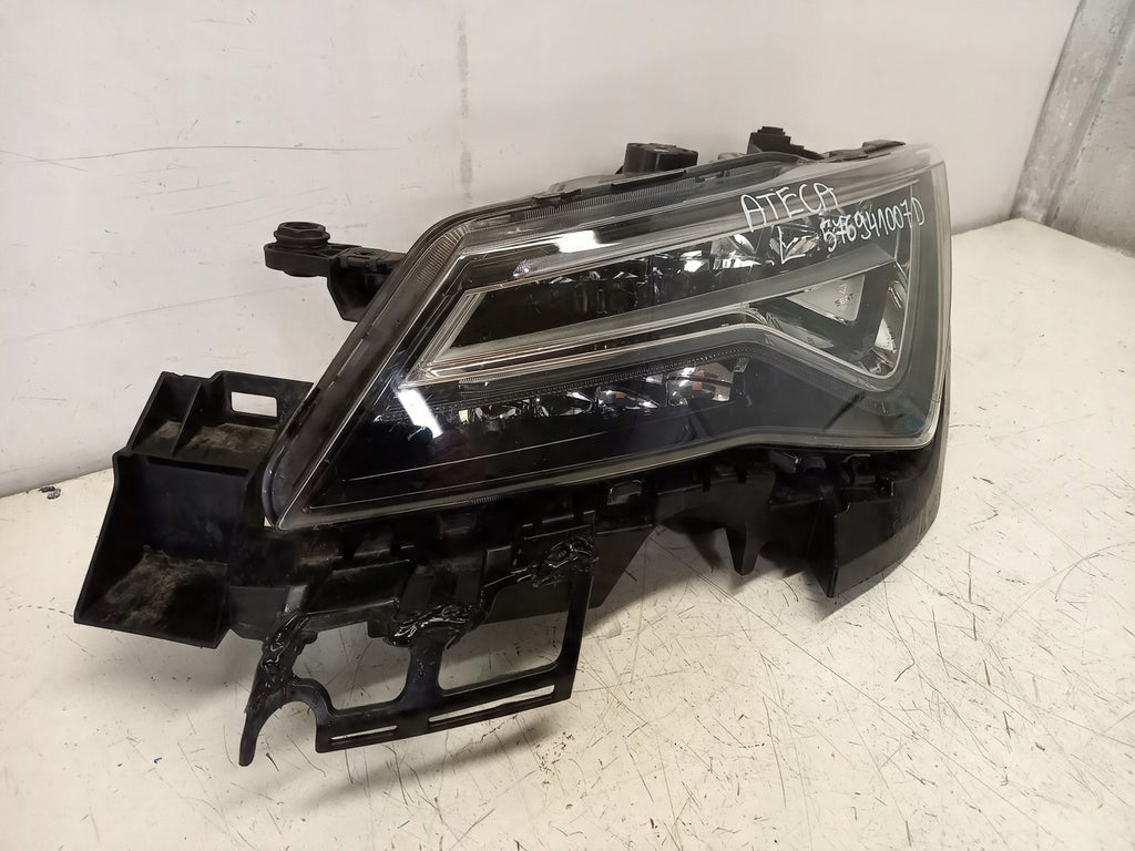 Frontscheinwerfer Seat Ateca 576941007D Links Scheinwerfer Headlight