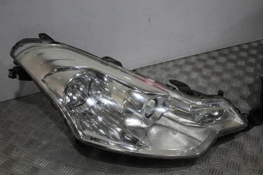Frontscheinwerfer Citroën C-Crosser Xenon Rechts Scheinwerfer Headlight