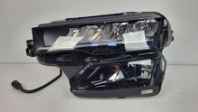 Load image into Gallery viewer, Frontscheinwerfer Skoda Karoq 57B941009 LED Links Scheinwerfer Headlight SCH9178074230am