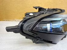 Laden Sie das Bild in den Galerie-Viewer, Frontscheinwerfer BMW 8 G15 5A27A34-01 Laser Rechts Scheinwerfer Headlight SCH3070442168tr