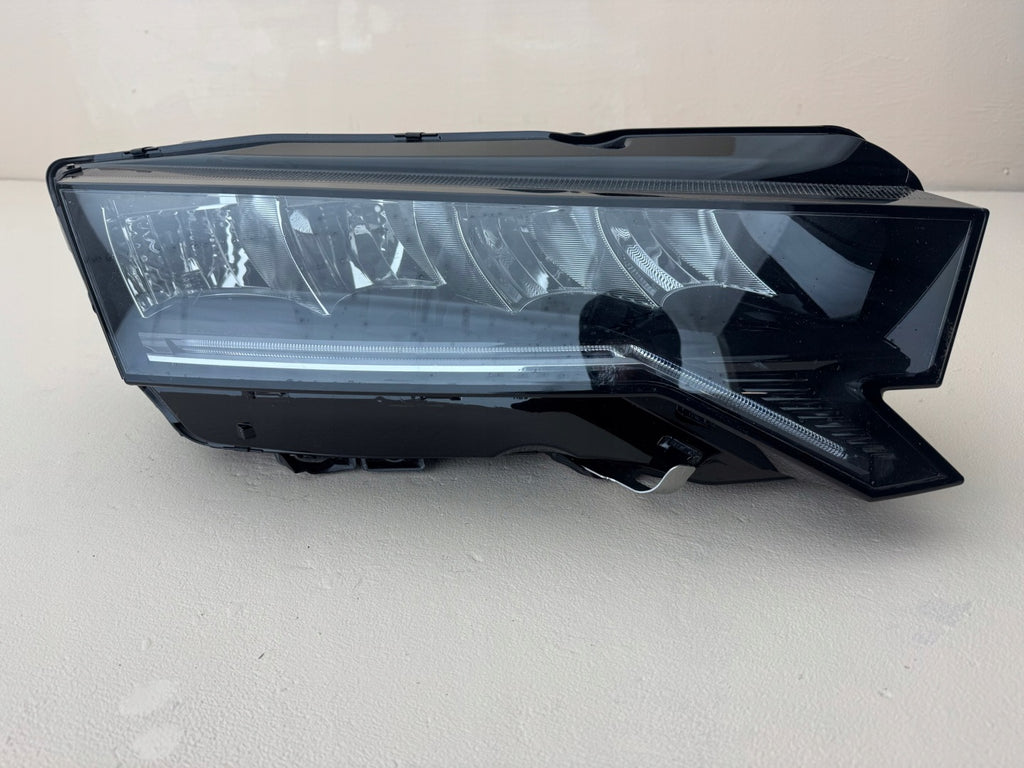 Frontscheinwerfer Skoda Octavia IV 24R-A 5E4941010 Rechts Scheinwerfer Headlight SCH5355025530ub