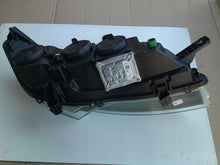Laden Sie das Bild in den Galerie-Viewer, Frontscheinwerfer Peugeot Boxer 00468622910 130732952800 Links Headlight SCH3473642916pq