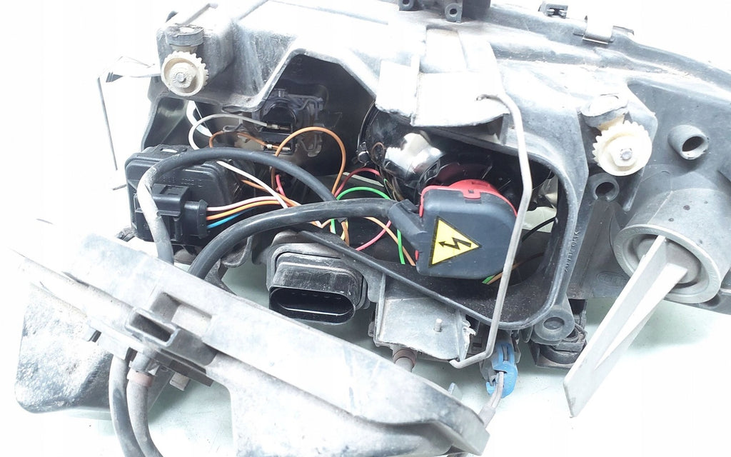 Frontscheinwerfer Audi A6 14846600R 4B0941471 5DV0077601514846800 Rechts SCH5653552711ip