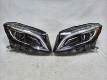 Load image into Gallery viewer, Frontscheinwerfer Mercedes-Benz X156 A1569061700 A1569061800 Xenon Ein Satz SCH3780094298ej