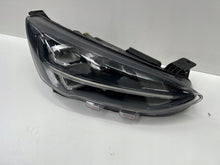 Laden Sie das Bild in den Galerie-Viewer, Frontscheinwerfer Ford Focus JX7B-13E014-CE Full LED Rechts Headlight SCH3609035071pb