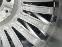 Load image into Gallery viewer, 1x Alufelge 19 Zoll 8.5" 5x120 47ET Glanz Silber 6877137 BMW F10 F30 F31 Mg FEL8878542585cr