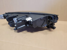 Laden Sie das Bild in den Galerie-Viewer, Frontscheinwerfer Skoda Octavia 5E4941015A LED Links Scheinwerfer Headlight SCH3430692195ds