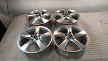 Laden Sie das Bild in den Galerie-Viewer, 4x Alufelge 17 Zoll 7.0" 5x112 51ET A4474012200 Mercedes-Benz Marco Polo FEL7367861057tq