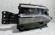 Laden Sie das Bild in den Galerie-Viewer, Frontscheinwerfer Citroën C5 Aircross 9845356280 LED Links Headlight