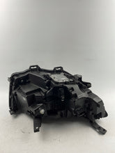 Laden Sie das Bild in den Galerie-Viewer, Frontscheinwerfer Renault 260609504R Full LED Ein Stück (Rechts oder Links)