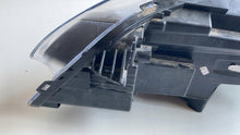 Laden Sie das Bild in den Galerie-Viewer, Frontscheinwerfer Ford Kuga III CX482HL-RH-LHD LV4B-13E014-FH LED Rechts SCH5296780369zi