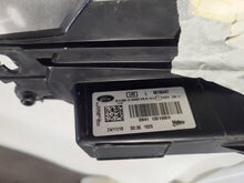 Laden Sie das Bild in den Galerie-Viewer, Frontscheinwerfer Ford Kuga GV4113D155EH Xenon Links Scheinwerfer Headlight SCH9596195096un