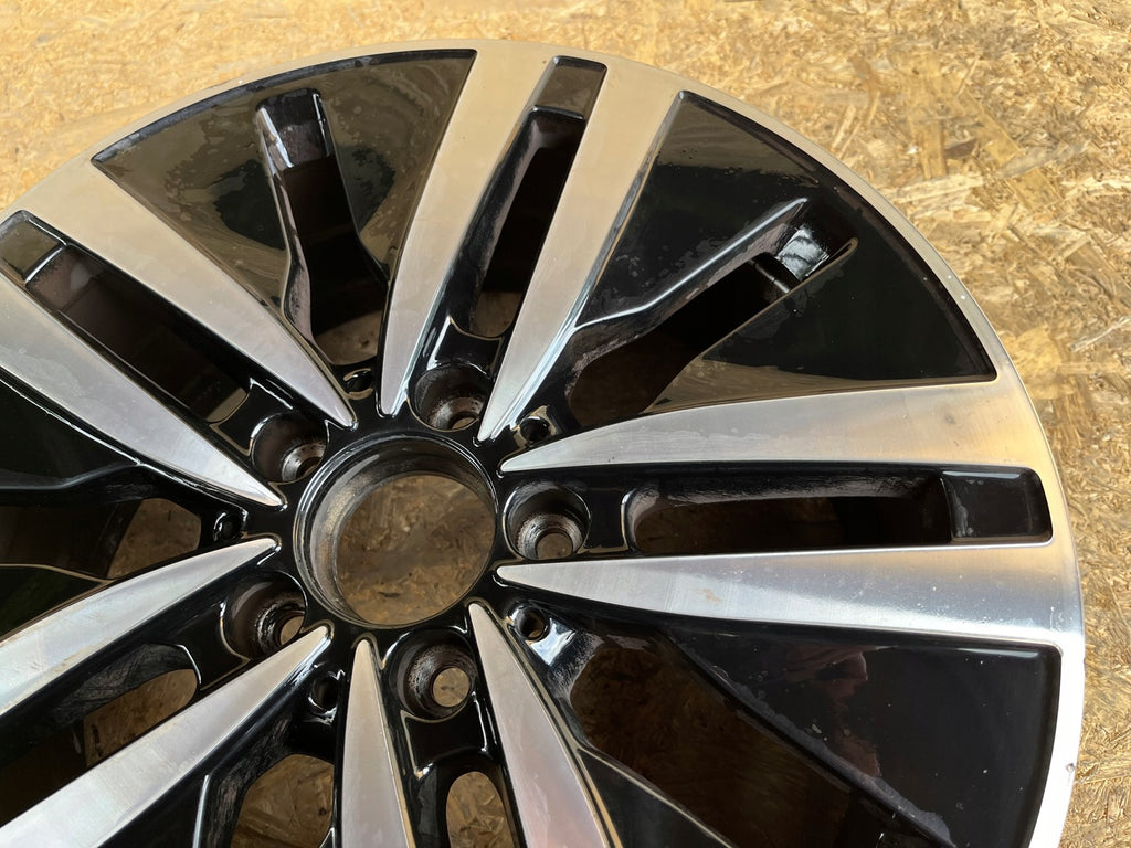 1x Alufelge 17 Zoll 6.5" 5x112 44ET A1774010200 Mercedes-Benz W177 Rim Wheel