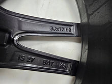 Load image into Gallery viewer, 1x Alufelge 19 Zoll 5x112 27ET 8090094 BMW 3 G21 G20 Rim Wheel FEL9879116568eu