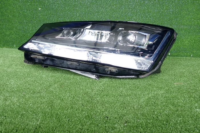 Frontscheinwerfer Skoda Fabia III 6V0941015F Links Scheinwerfer Headlight SCH9209854796hh