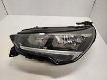 Laden Sie das Bild in den Galerie-Viewer, Frontscheinwerfer Opel Corsa F 9829465580 Ein Stück (Rechts oder Links) SCH7734127532xd
