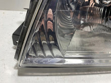 Laden Sie das Bild in den Galerie-Viewer, Frontscheinwerfer Mitsubishi Pajero III 10087419 12V6055W Links Headlight