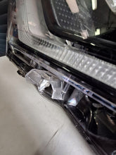 Laden Sie das Bild in den Galerie-Viewer, Frontscheinwerfer Toyota C-Hr 81150-F4071-00 Links Scheinwerfer Headlight SCH4509648796yj