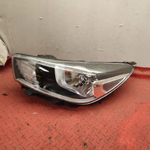 Laden Sie das Bild in den Galerie-Viewer, Frontscheinwerfer Kia Rio Links Scheinwerfer Headlight