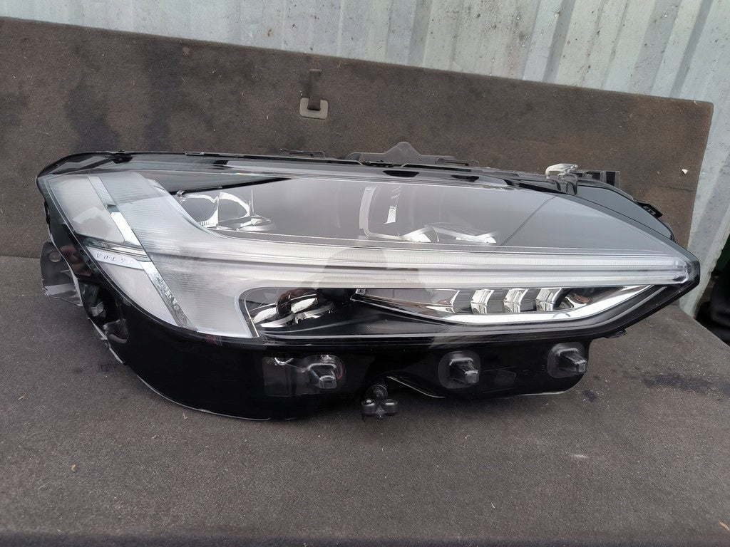 Frontscheinwerfer Volvo S90 V90 32228682 32228683 Ein Stück (Rechts oder Links) SCH4859202163nn