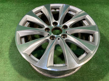 Load image into Gallery viewer, 1x Alufelge 18 Zoll 8.0" 5x120 52ET 6869801SI BMW 1 F21 F20 Rim Wheel FEL1589989875fl