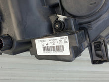 Laden Sie das Bild in den Galerie-Viewer, Frontscheinwerfer Iveco Daily I 5801473750 Links Scheinwerfer Headlight SCH5277889514qo