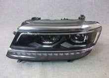 Laden Sie das Bild in den Galerie-Viewer, Frontscheinwerfer VW Tiguan 5NB941081A LED Links Scheinwerfer Headlight