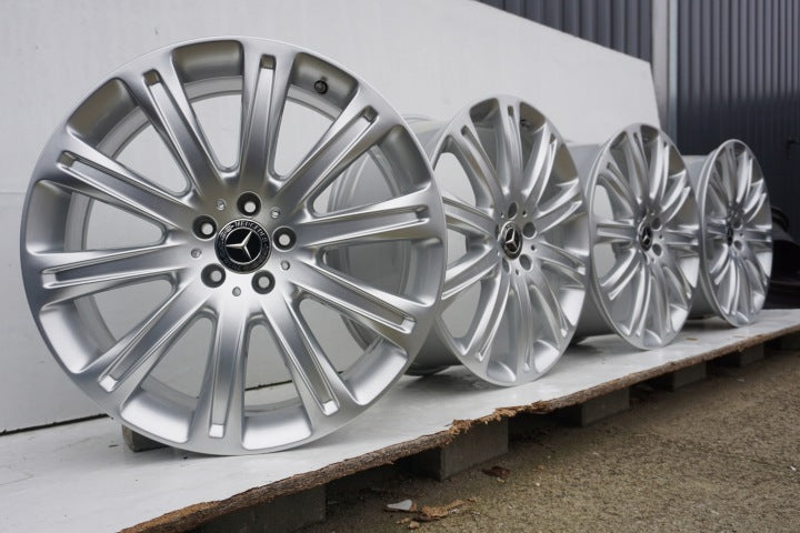 4x Alufelge 20 Zoll 8.5" 5x112 29ET Glanz Silber A2924010300 Mercedes-Benz Gle FEL3187060872gv
