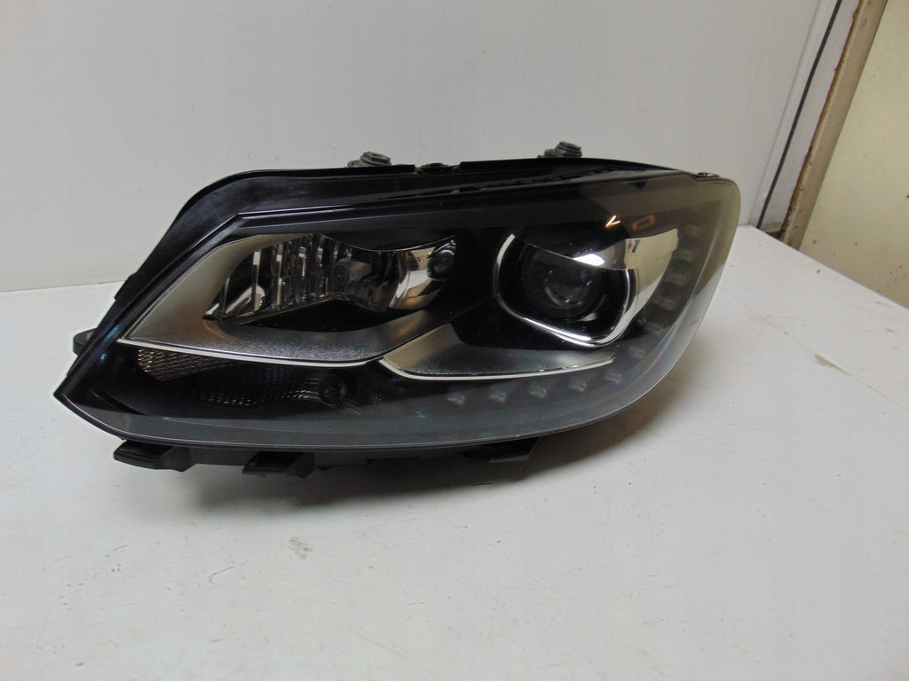 Frontscheinwerfer VW Touran 1T1941751E Xenon Ein Stück (Rechts oder Links)