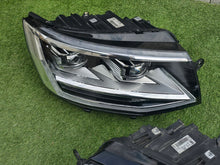 Laden Sie das Bild in den Galerie-Viewer, Frontscheinwerfer VW T6 7E1941036A Ein Satz Scheinwerfer Headlight SCH8837871696np