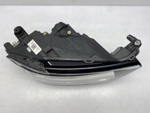 Laden Sie das Bild in den Galerie-Viewer, Frontscheinwerfer VW T-Roc 2GA941006F LED Rechts Scheinwerfer Headlight SCH4092322404kx