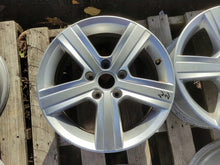 Laden Sie das Bild in den Galerie-Viewer, 4x Alufelge 16 Zoll 6.5" 5x112 46ET Glanz Silber 5G0601025 VW Golf Vii Rim Wheel FEL2260005906zx