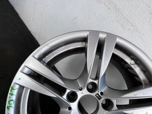 Load image into Gallery viewer, 1x Alufelge 18 Zoll 9.0" 5x120 41ET Glanz Silber 7842637 BMW X1 E84 Rim Wheel FEL7898746057cs