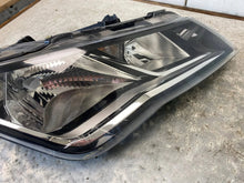Load image into Gallery viewer, Frontscheinwerfer Seat Leon 5F1941006B Rechts Scheinwerfer Headlight