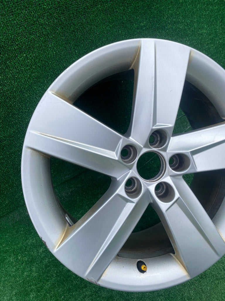 1x Alufelge 16 Zoll 7.0" 5x100 46ET Glanz Grau 6V0601025 Mg Fabia Iii Rim Wheel FEL6285002936ae