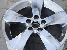 Load image into Gallery viewer, 1x Alufelge 18 Zoll 8.5&quot; 5x114.3 45ET Lexus X Rim Wheel