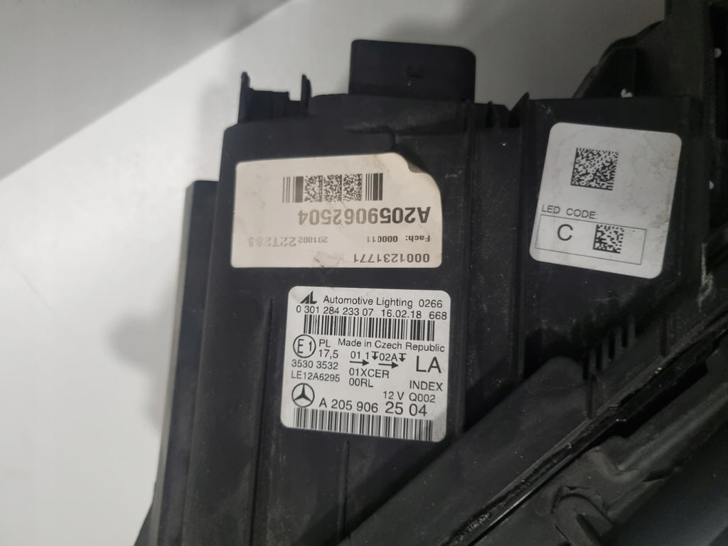 Frontscheinwerfer Mercedes-Benz W205 A2059062504 LED Rechts oder Links SCH6699363402lu