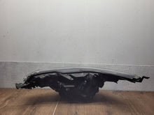 Laden Sie das Bild in den Galerie-Viewer, Frontscheinwerfer Toyota Avensis Rechts Scheinwerfer Headlight SCH1390601778ua