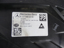 Laden Sie das Bild in den Galerie-Viewer, Frontscheinwerfer Mercedes-Benz W177 A1779062200 Rechts Scheinwerfer Headlight SCH7111778044dq