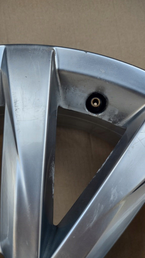 1x Alufelge 17 Zoll 7.0" 5x112 43ET 5C0601025 VW New Beetle Rim Wheel FEL8884023675lt