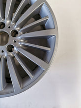Load image into Gallery viewer, 1x Alufelge 18 Zoll 8.0" 5x120 34ET Glanz Silber 6882704 BMW F36 3 F30 F32 F31 FEL6488830585wx