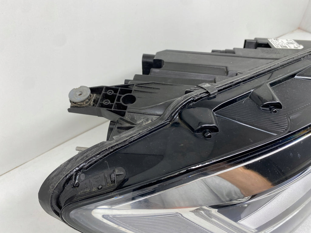 Frontscheinwerfer VW Touran 5TB941082A LED Rechts Scheinwerfer Headlight