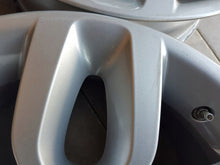 Load image into Gallery viewer, 4x Alufelge 17 Zoll 7.5" 5x120 32ET Glanz Silber 6787576 BMW X4 F26 X3 F25 FEL8765526781zb