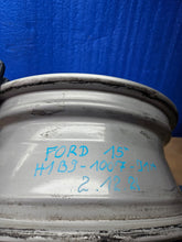 Load image into Gallery viewer, 1x Alufelge 15 Zoll 6.0" 4x108 45ET Glanz Silber H1BJ-1007-J1A Ford Fiesta I FEL7777753943qk