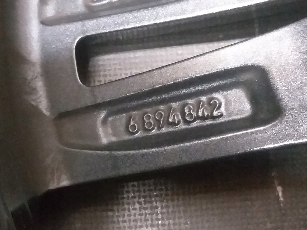 1x Alufelge 18 Zoll 8.0" 5x112 6894842 BMW 1 Rim Wheel