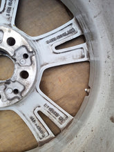 Load image into Gallery viewer, 1x Alufelge 17 Zoll 7.5" 5x112 52ET Glanz Silber 6856064 BMW Rim Wheel FEL4280628533ua